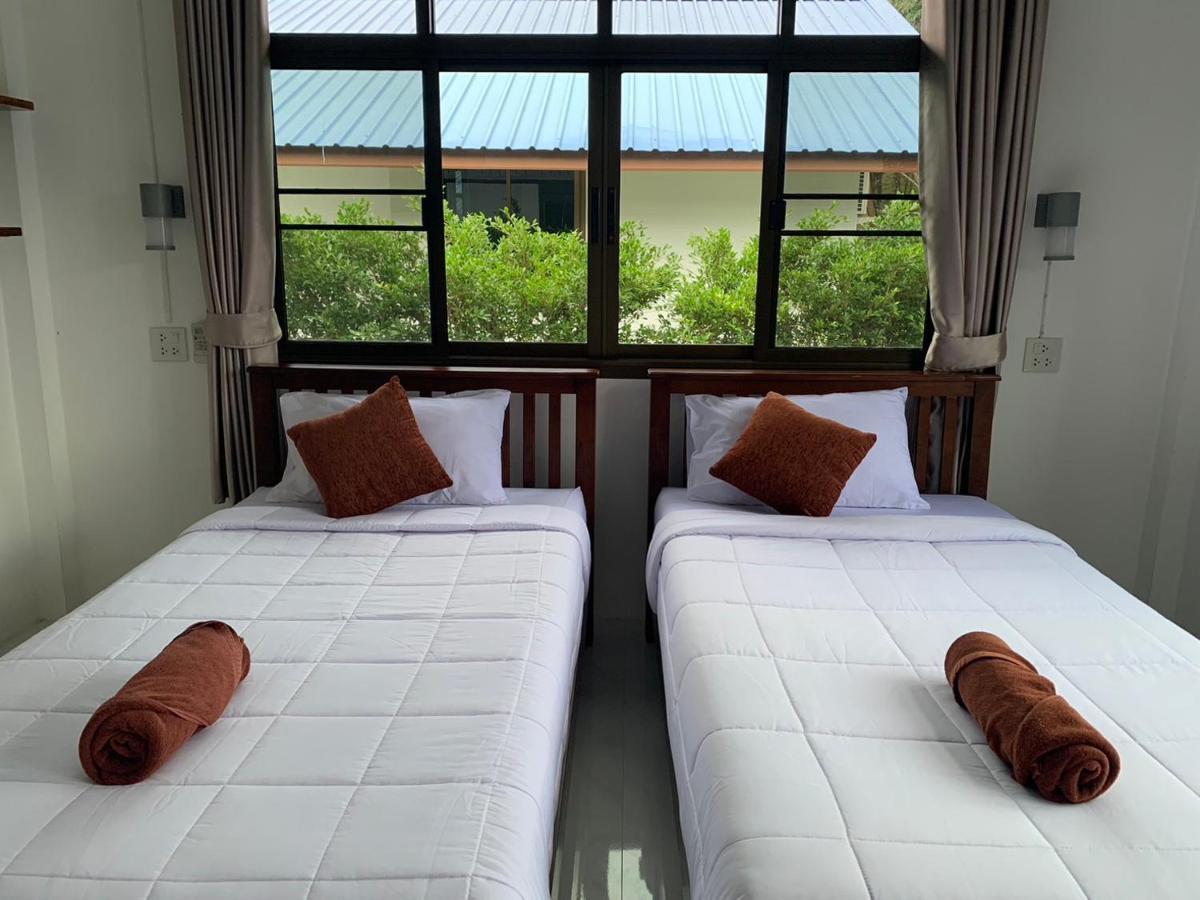 Koh Jum Paradise Resort Buitenkant foto